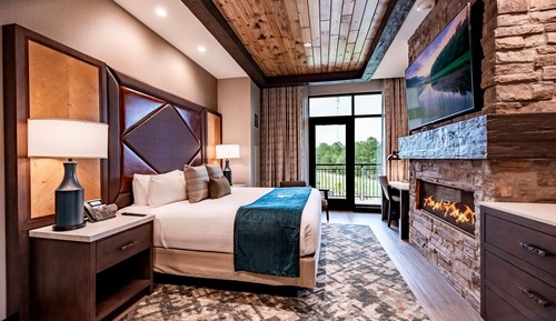 Executive Suite, 1 King Bed with Sofa bed, Non Smoking