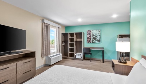 Suite, 1 Queen Bed, Non Smoking