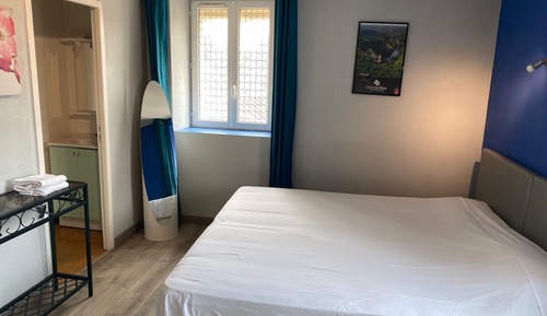 Classic Triple Room, Ensuite