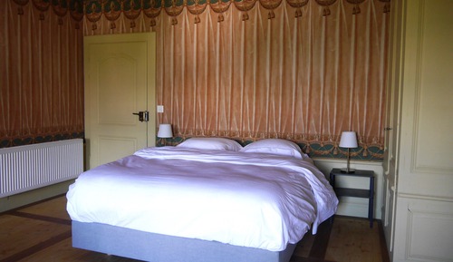 Grand Apartment, Garden View