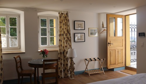 Comfort Studio, Garden View