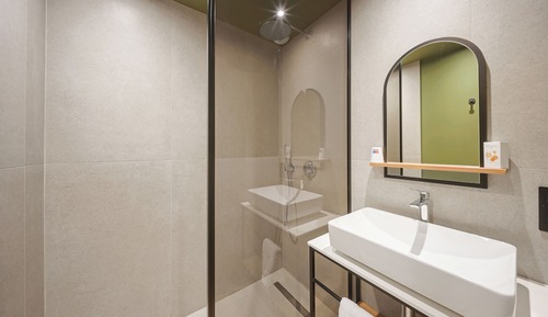 Deluxe Room, 1 King Bed