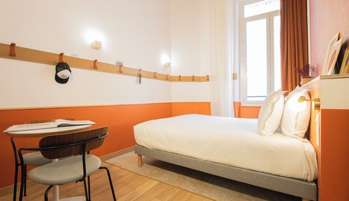 Classic Room, 1 Queen Bed