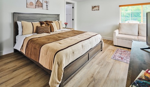 Hayloft Suite with Kitchen