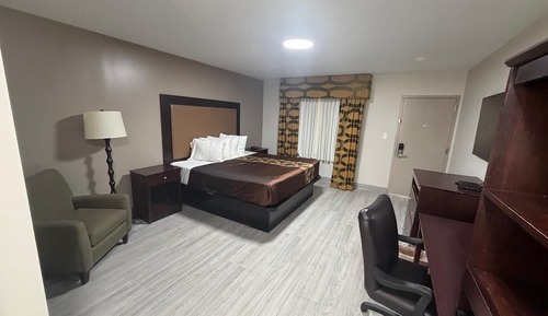 Standard Single Room, 1 King Bed, Non Smoking