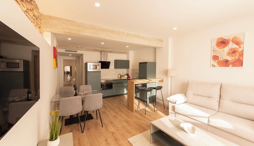 Comfort Apartment, City View