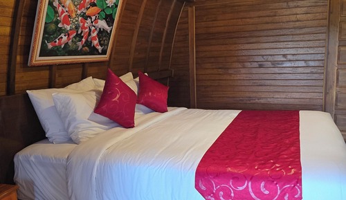 Superior Room, 1 Queen Bed, Terrace, Pool View