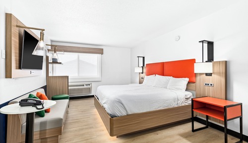 Room, 1 King Bed, Non Smoking
