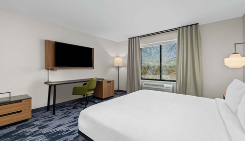 Standard Room, 1 King Bed