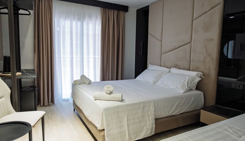 Basic Triple Room