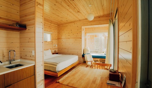Deluxe Cabin, 1 King Bed, Lake View