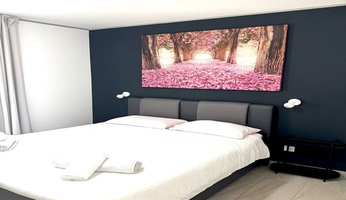Family Triple Room, 1 Bedroom, Courtyard View