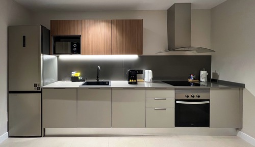 Apartment (3 Bedrooms)