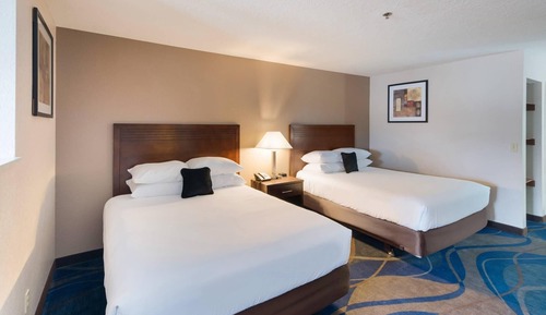 Suite, 2 Queen Beds, Non Smoking