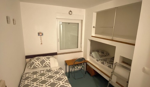 Economy Triple Room