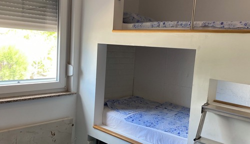 Economy Triple Room