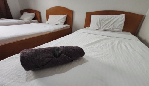 Triple Room, Shared Bathroom