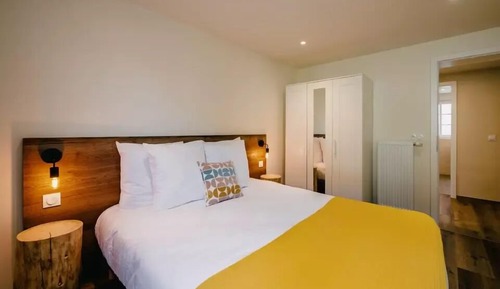 Standard Apartment, Patio