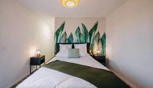 Luxury Apartment, Balcony