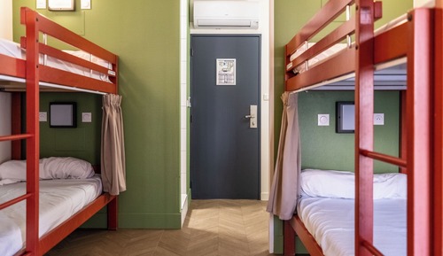 Shared Dormitory, Men only (1 bed)