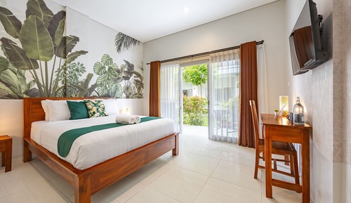 Superior Room, Garden View