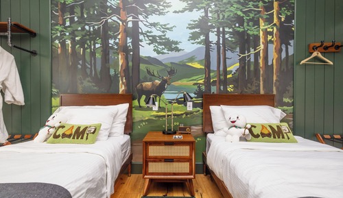 Luxury Room, Multiple Beds, Roll-in Shower