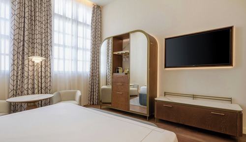 Room, 1 King Bed, Non Smoking, City View