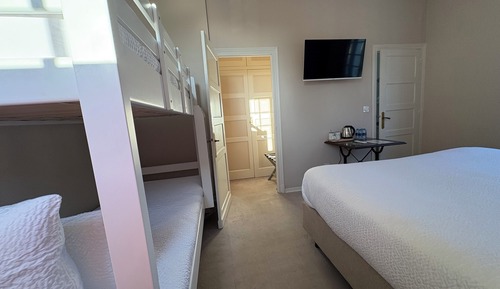 Comfort Quadruple Room