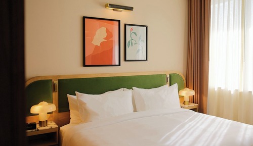 Room, 1 King Bed, Mobility Accessible