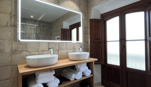Signature Room