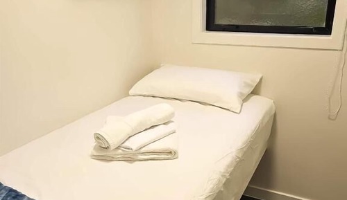 Basic Single Room, 1 Twin Bed, Air conditioning