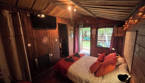 Comfort Cabin, Garden View