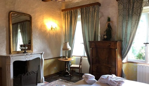 Classic Triple Room, Garden View