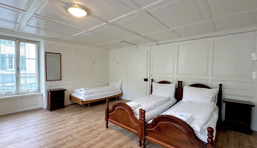 Triple Room, City View, Shared Bathroom