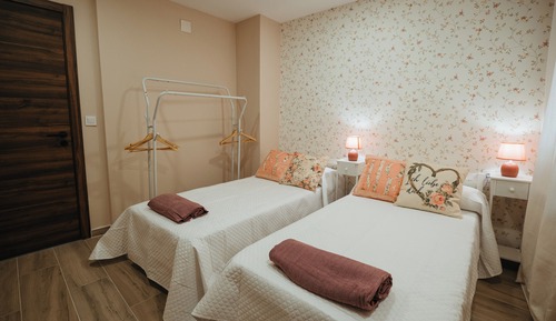 Deluxe Twin Room, 2 Twin Beds, Ensuite, Ground Floor