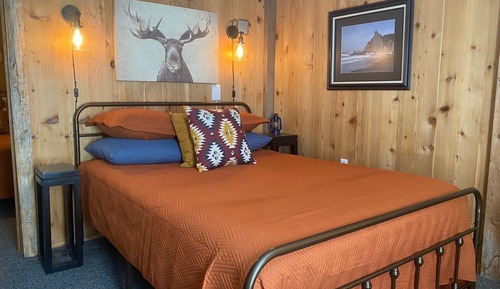 Suite, 2 Bedrooms, Pets Allowed, Annex Building
