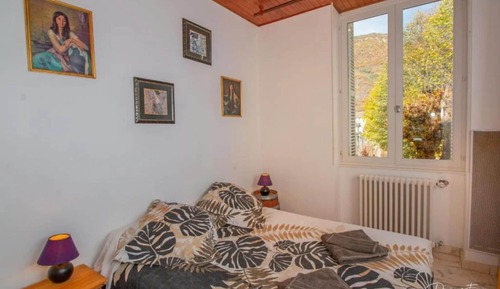 Classic Apartment, Patio, Garden View