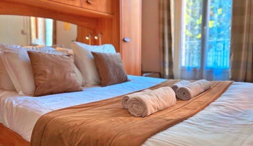 Double Room, Balcony, City View