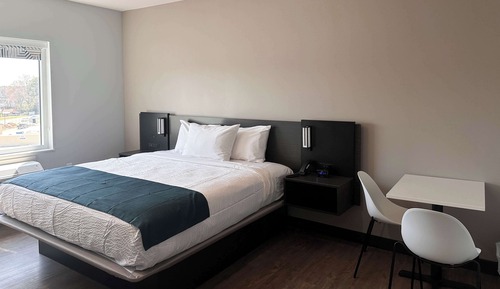 Standard Room, 1 King Bed, Non Smoking