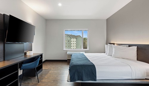 Standard Room, 1 King Bed, Non Smoking