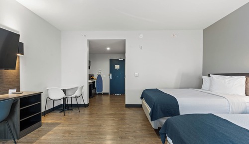 Standard Room, 2 Queen Beds, Non Smoking