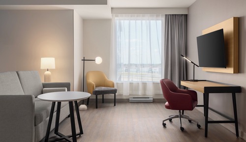 Suite, 1 Bedroom, Kitchen (Walk-In Shower)