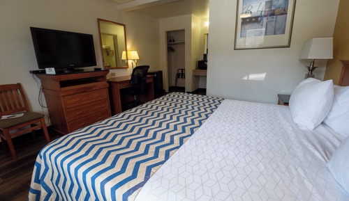 Room, 1 King Bed, Non Smoking