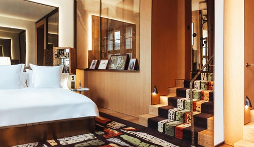 Junior Suite, 1 King Bed