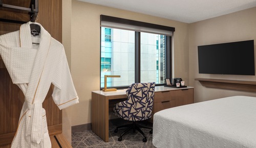 Deluxe Room, 1 King Bed with Sofa bed