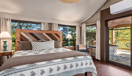 Deluxe Tent, Mountain View