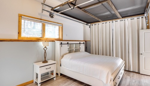 House (1 Bedroom)