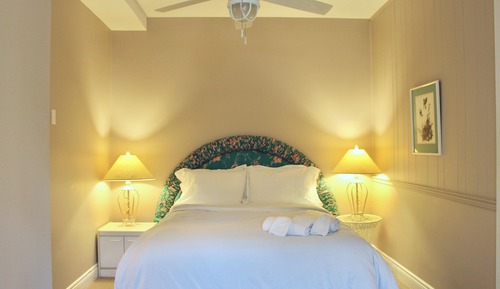 Comfort Room, Patio, Garden View