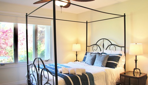 Comfort Room, Garden View