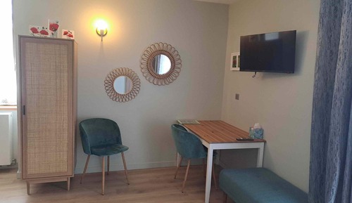 Classic Room, Patio, Garden View